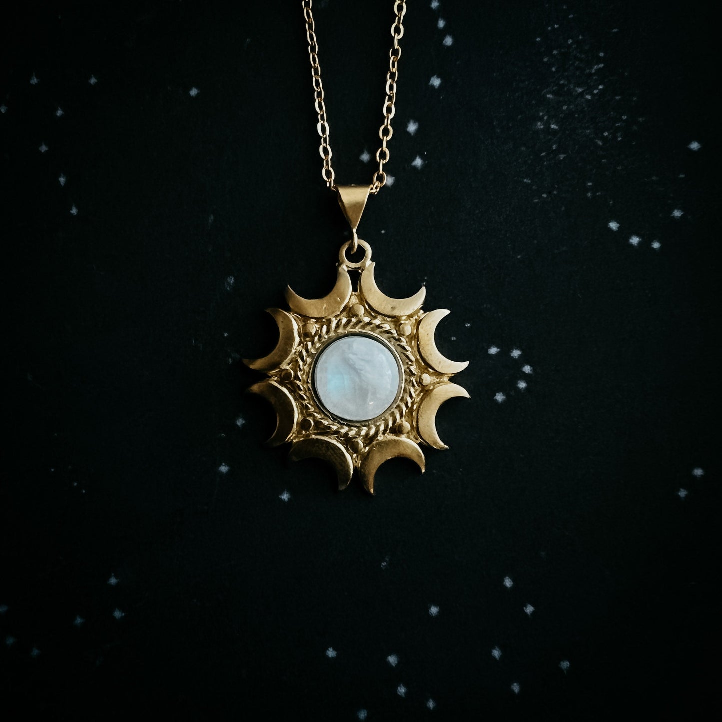 Moonspell Necklace with Moonstone Pendant