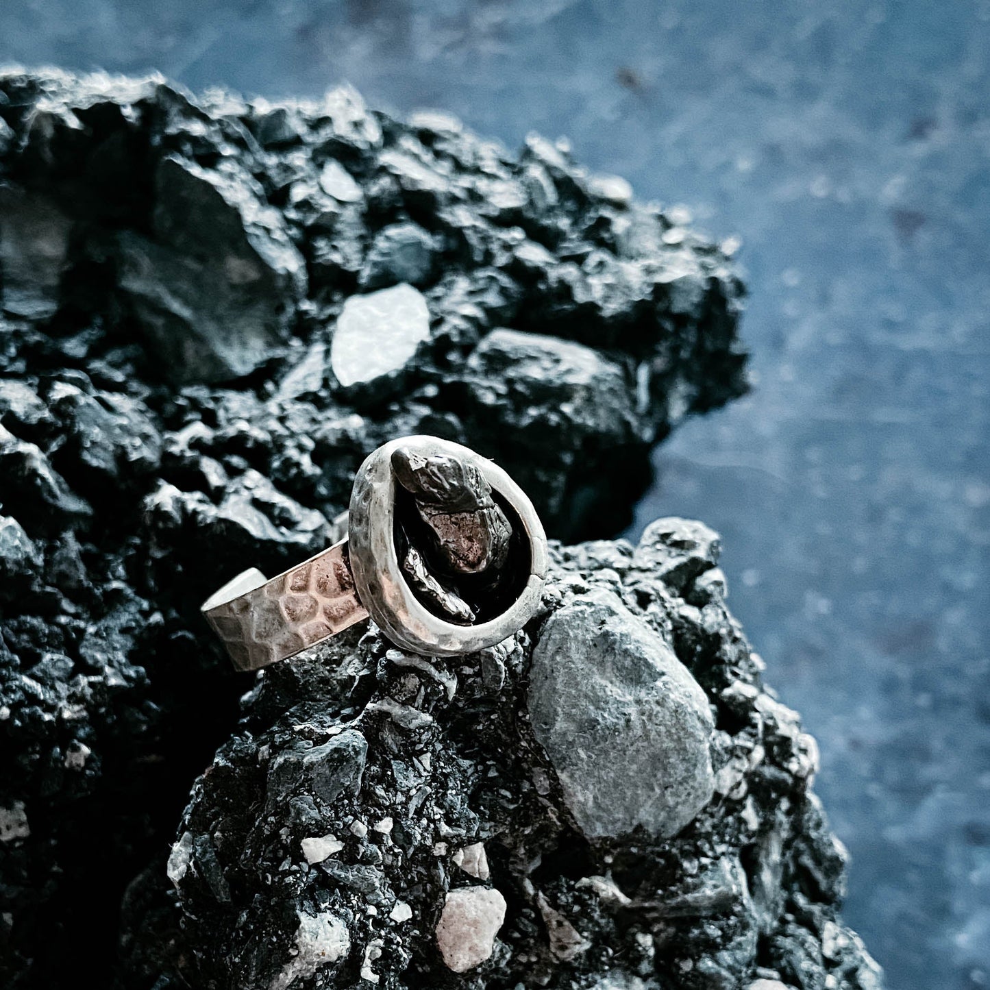 Pine-cone Ring with Genuine Meteorite