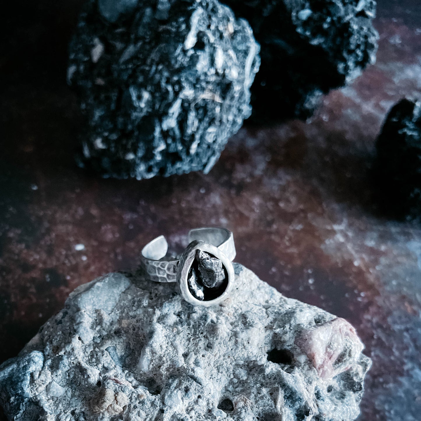 Pine-cone Ring with Genuine Meteorite