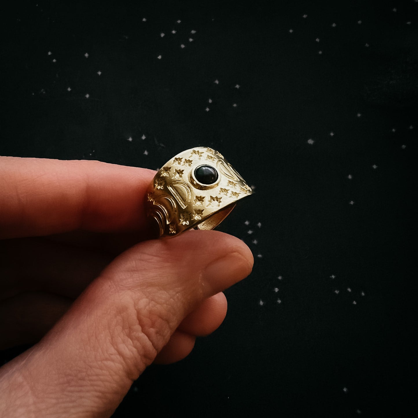 Eclipse Ring Black Opal