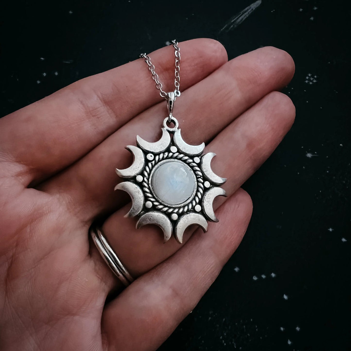Moonspell Necklace with Moonstone Pendant 
