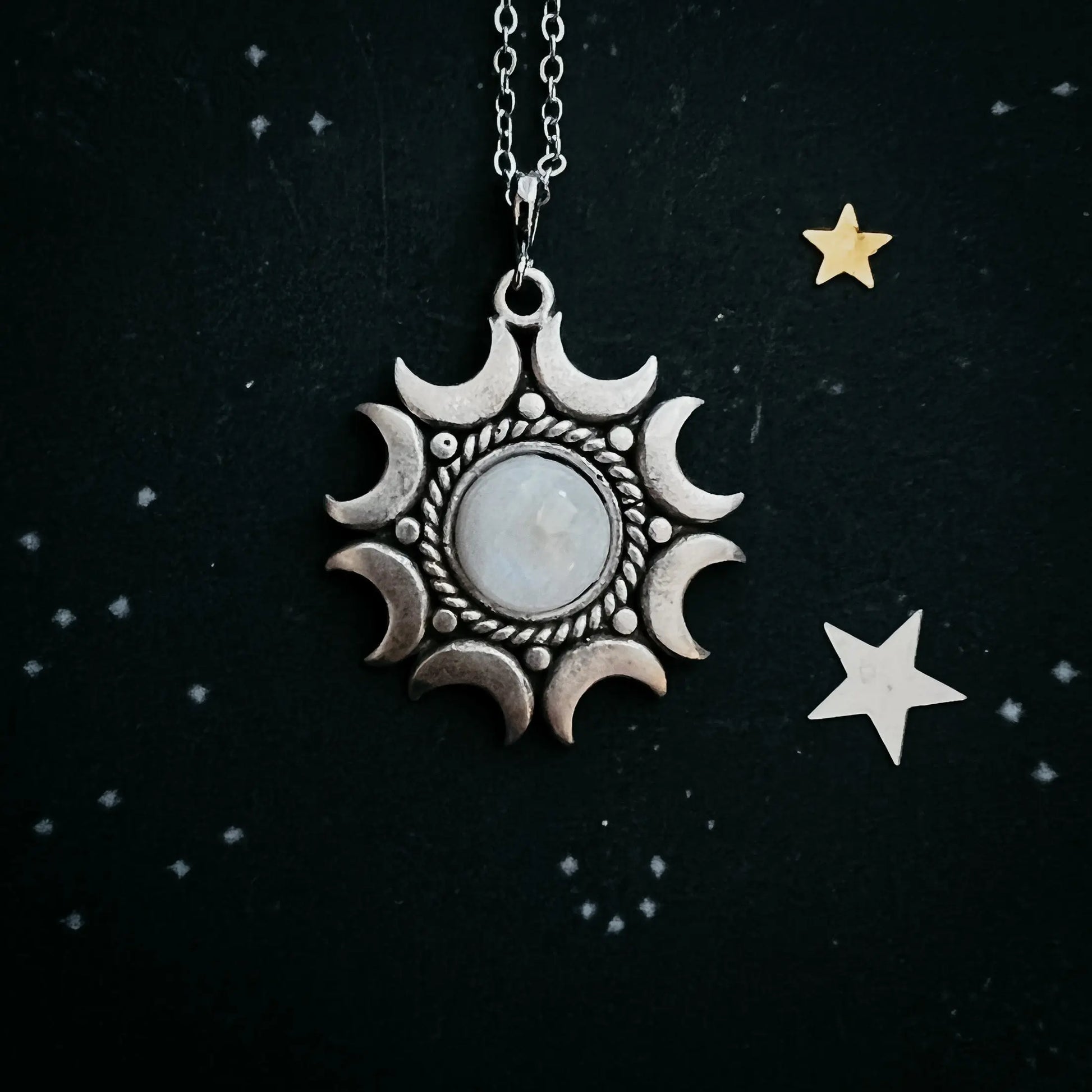 Moonspell Necklace with Moonstone Pendant 
