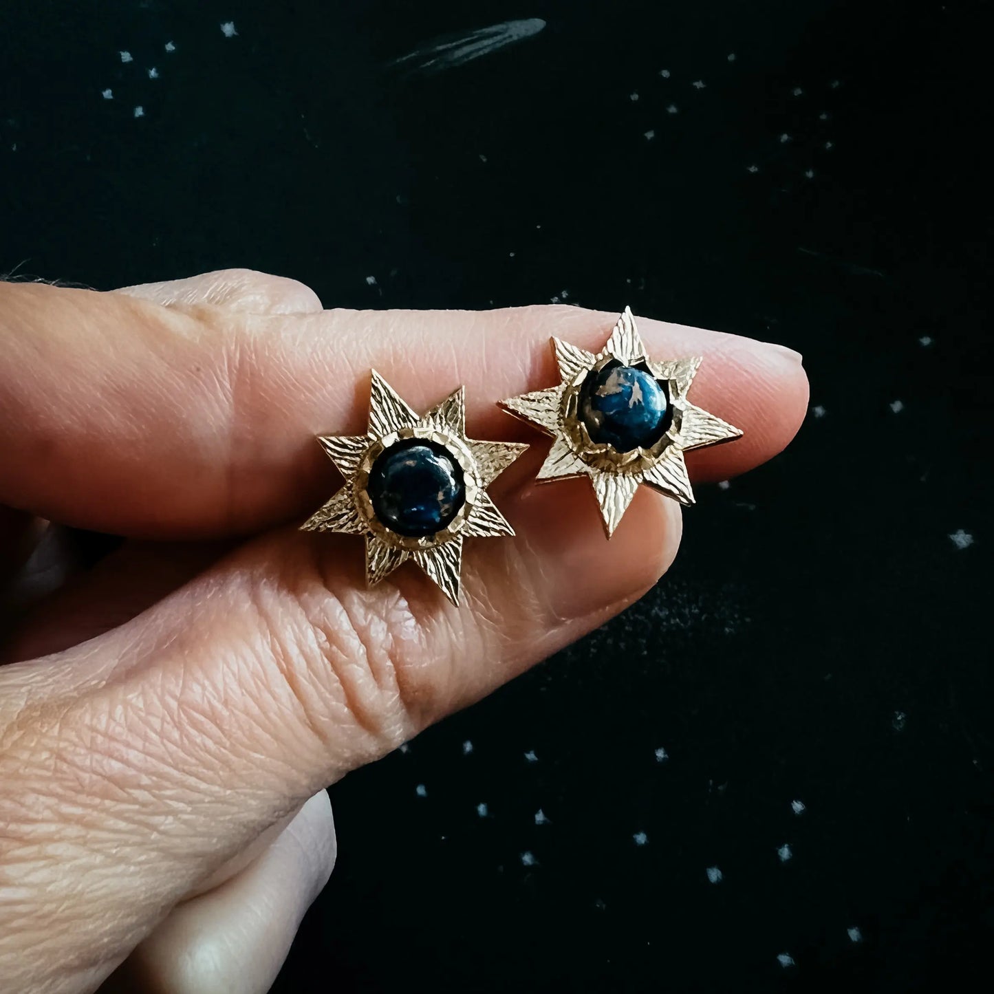 Noir Sun Stud Earrings with Lapis Lazuli 