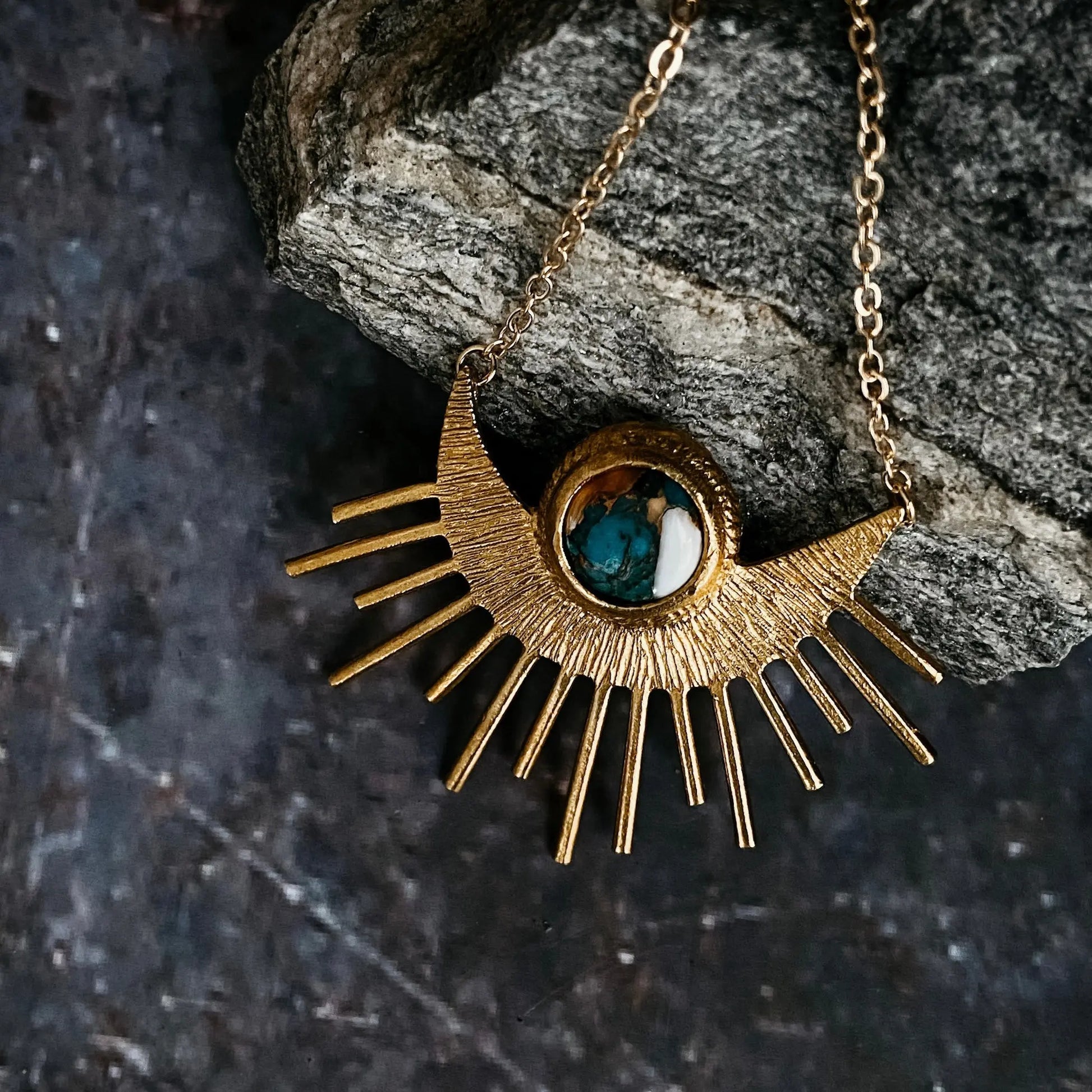 Turquoise Sunlight Necklace 